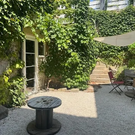 Maison De Village Ferienhaus Villegly